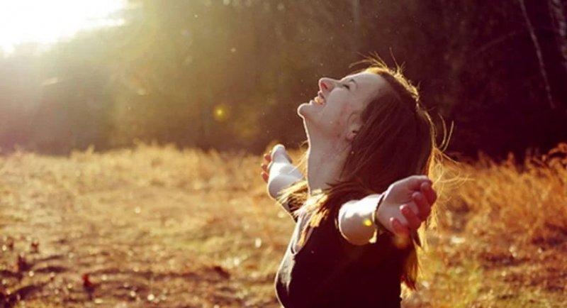 GRATIDÃO-PELA-VIDA-QUE-CHEGA-TODA-MANHÃ-830×450