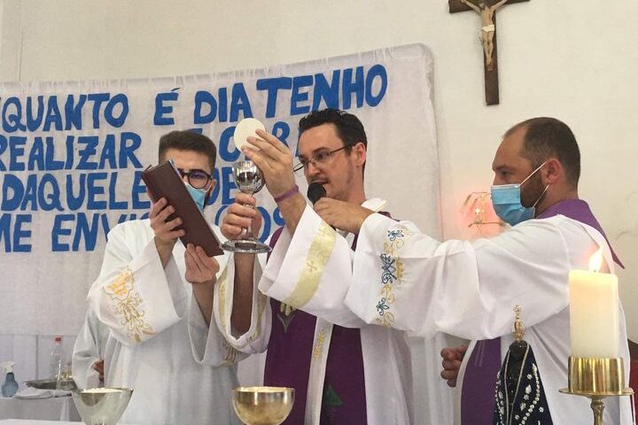 271449008_2448048995327159_963509513392345960_n